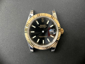 New Style Of 2-tone Rolex 41mm DateJust Watch Set  With Golden Fluted Bezel And Black 2-tone Dial  Has Luminous Sticks Fit ETA 2824 Movement