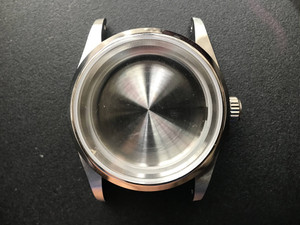 Unbranded Vintage Style of 36mm Flat Sapphire Crystal Stainless Steel EXPLORER Watch Case With Smooth Bezel And 20mm Lugs Have Drilled Through Holes Fit ETA 2824 Or  NH35/36/38 Movement And Dial In 28.0~29.0mm