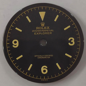 Vintage Style Of Glossy 6610 Gilt Explorer Dial Marked Rolex Symbol With Super Yellow Luminous  Fit ETA 2824 Or 2836 Or DG 2813 Or MIYOTA 8215 In 28.5mm