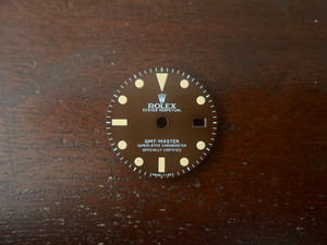 27.3mm 1675 Vintage Style Of Coffee Deep Brown Tropical GMT Master Dial With Super Yellow Luminova Marked White Text and Rolex Symbol Fit ETA 2836 Or DG3804B movement With Date Wheel Overlay For 4 Hands