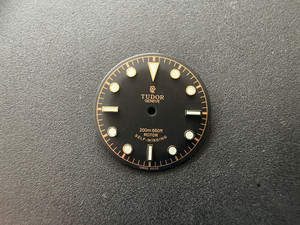 30.5mm Tudor Heritage Black Bay 79220 Dial Marked Rose Logo With Golden Symbol And Rose Golden Hands Have Super Green Luminova Fit ETA 2824 Or 2836 Movement And 41mm Watch Case
