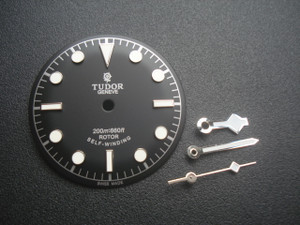 30.5mm Tudor Heritage Black Bay 79220 Dial Marked Rose Logo With Silver Symbol And Silver Hands Have Super Green Luminova Fit ETA 2824 Or 2836 Movement And 41mm Watch Case