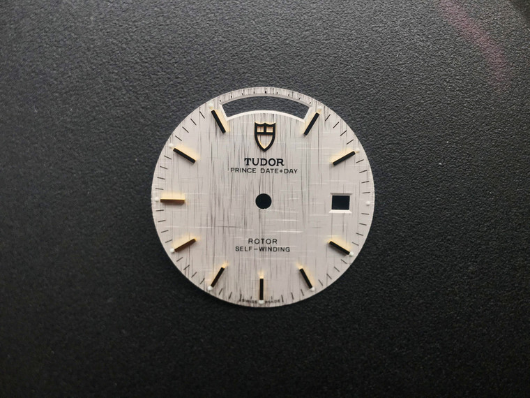 28.5mm Sculptured Silver Dial Marked Tudor Symbol With Golden Sticks For Mens 2-tone DAY+DATE Watch Fit ETA 2834 Automatic Movement