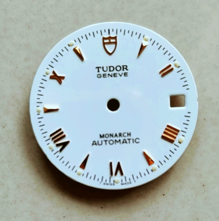 27mm White Monarch Dial Marked TUDOR Logo With Golden Roman Numerals And Sticks Fit ETA 2824 Or 2836 Or DG 2813 Or Miyota 8215 Movement For Mens 34mm 2-tone Watch