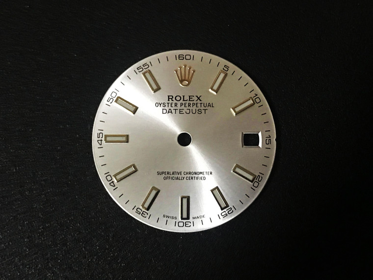 28mm 116233 Silver Sunburst Dial Marked ROLEX Symbol With Golden Super Luminous Sticks And Date Window Fit ETA 2836 Or 2824 Or DG 2813 Or MIYOTA 8215 Automatic Movement For Mens 2-tone DATEJUST Watch