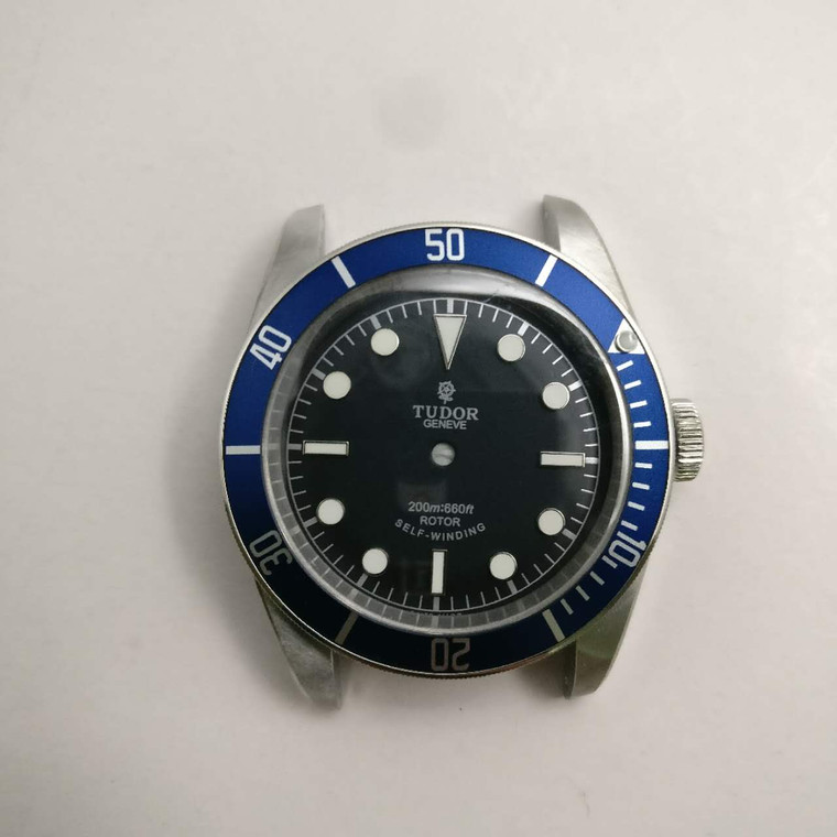 Tudor Heritage Black Bay 79220B 41mm Watch Case Set  With Blue Bezel And Dial Marked Shield Or Rose Logo Has Super Luminova Without Bracelet Fit ETA 2824 Movement