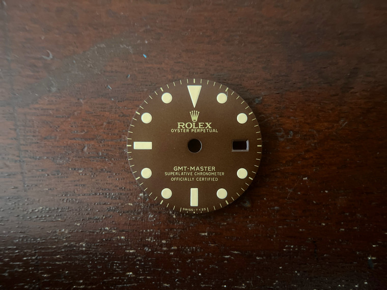 27.3mm 1675 Vintage Style Of Coffee Deep Brown Tropical Gilt GMT Master Dial With Super Yellow Luminova Marked Rolex Symbol Fit ETA 2836 Or DG3804B movement With Date Wheel Overlay For 4 Hands
