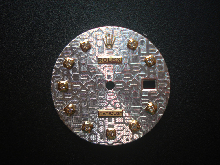 28mm Silver Totemic Dial Marked Rolex Symbol With Golden CZ Rhinestones And Date Window Fit ETA 2836 Or DG 2813 Or MIYOTA 8215 Automatic Movement With DWO For Mens 2-tone DATEJUST Watch