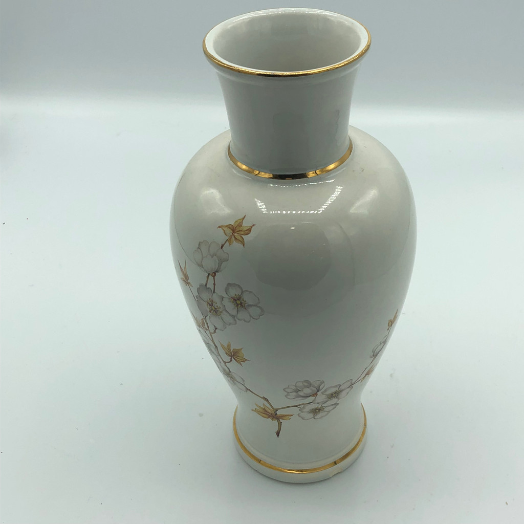 Vintage 80s Hyalyn Ceramic Dogwood floral vase
