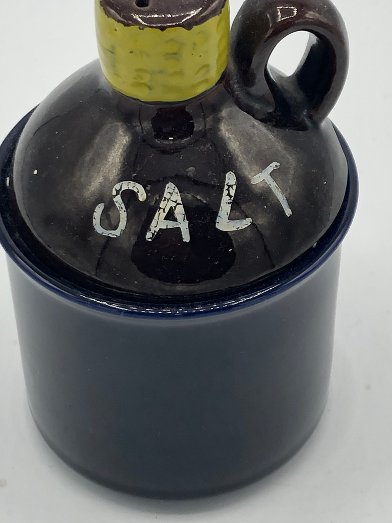 "Jag" salt jug