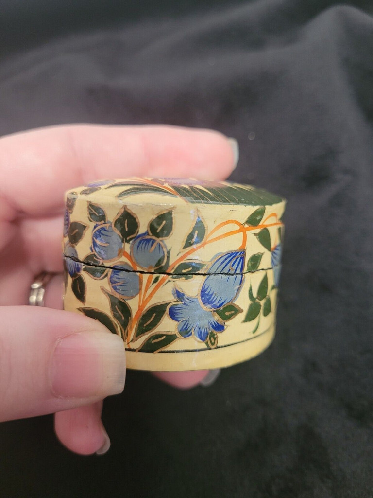 Vintage Cream Blue Floral Trinket Box 