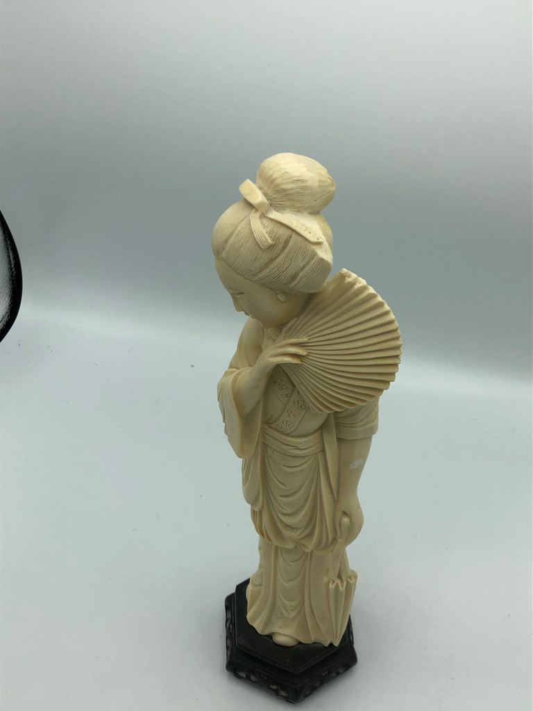 Santini Composite Female Asian Figurine