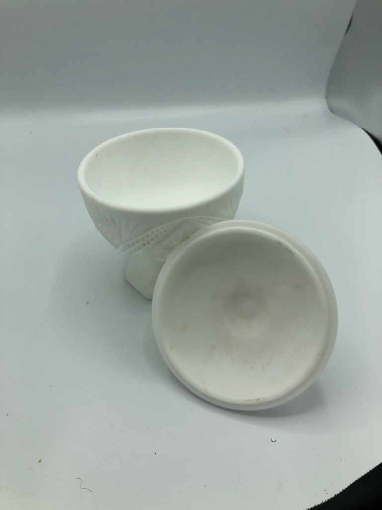 "Rare" Kemple Milk glass dish with lid