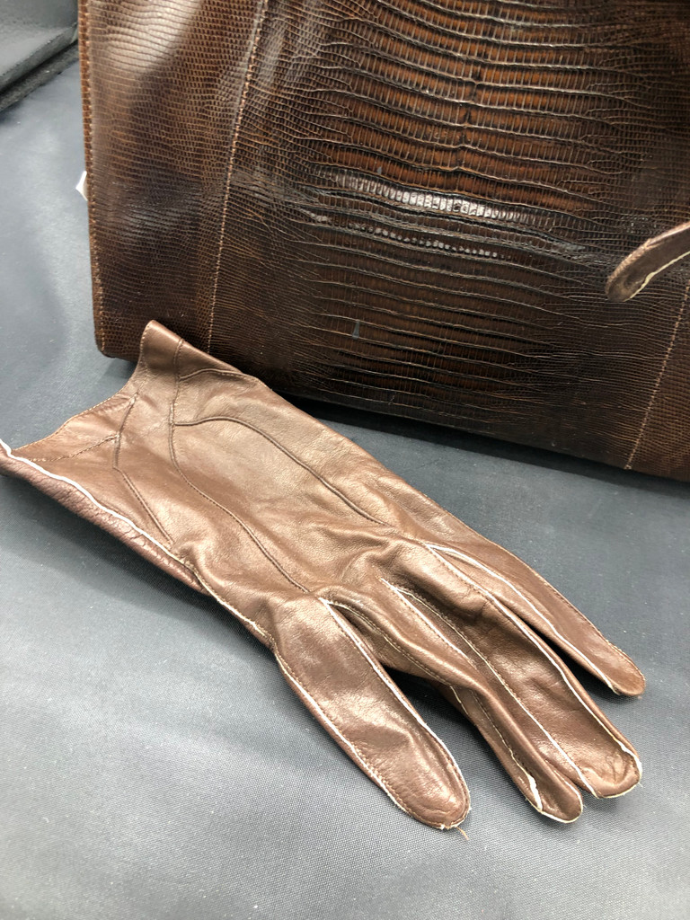 Alligator bag w/ brown leather gloves