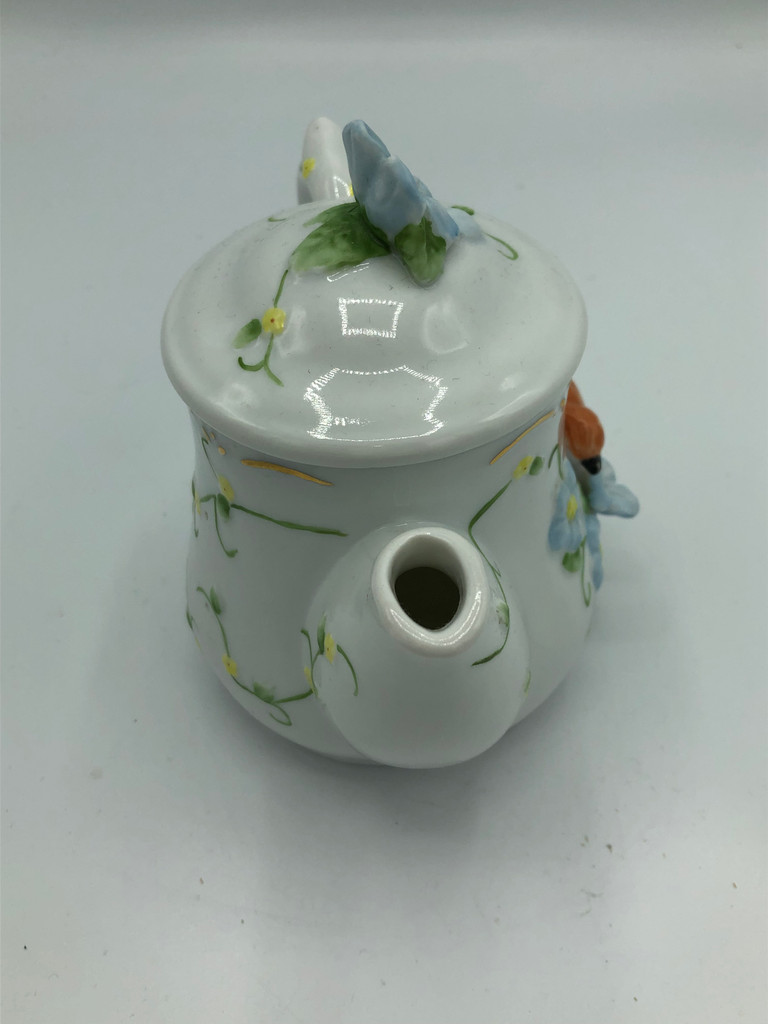 Enesco 1995 Symphony Ceramic Music Teapot