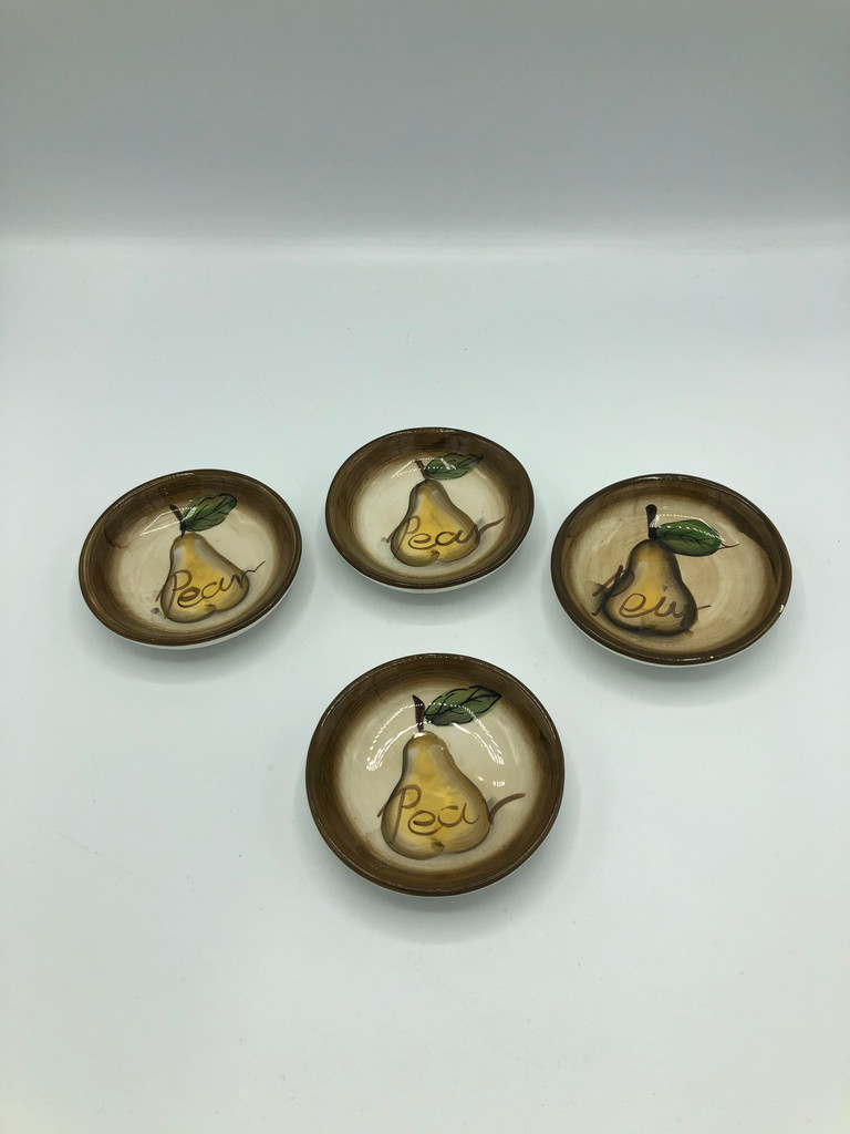 4 Ceramic oil dishes with pears