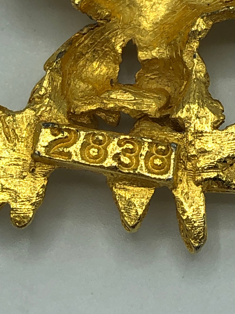 Gold tone Eagle Pin