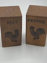 Vintage" Tilso "wooden salt & pepper shakers