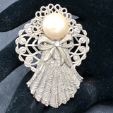 Vintage pearl like angel pin