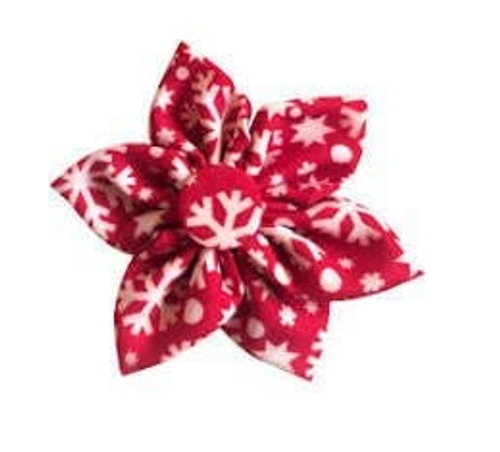 Huxley & Kent Holiday Snowflake Pinwheel Collar Accessory 