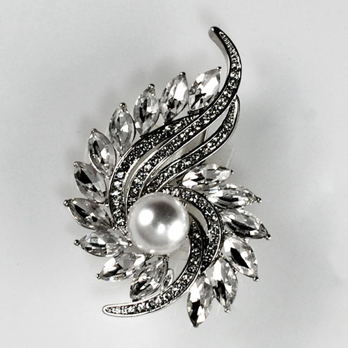 Fashion Crystal Clear Brooch
