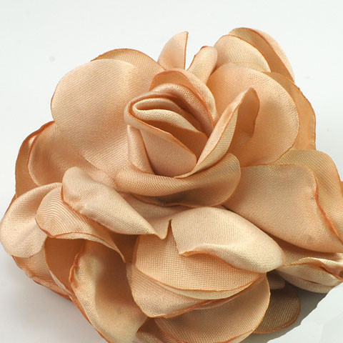 FR113116- Decorative Flower Pin in Ivory Color