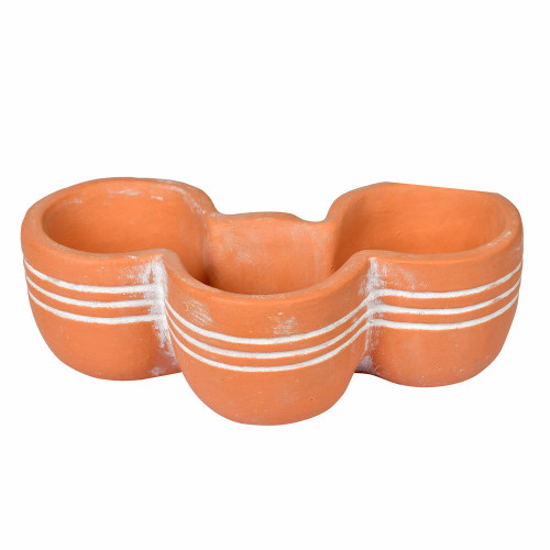 Vickerman 3.5 inch Brown Terracotta Triple Pot This pot features three circular shapes that are connected This pot is the perfect addition to any southern decor 100percent TERRA COTTA