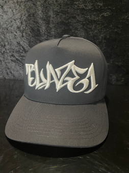 Black 5 panel front