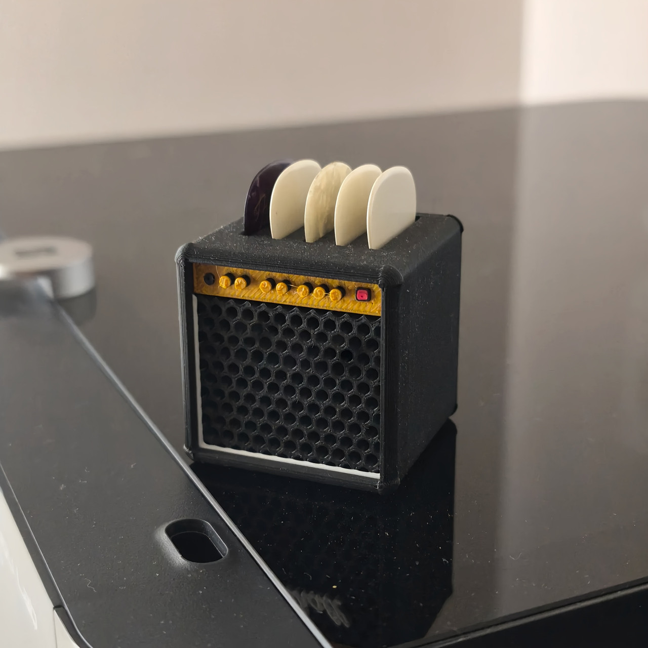 Mini Amplifier-Style Guitar Pick Storage Box