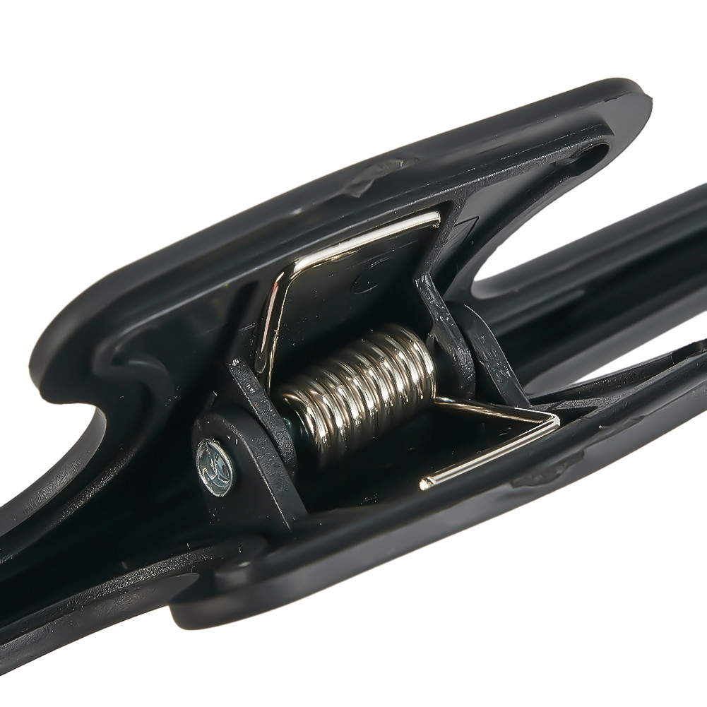 Sheet Music Page Holder Clip – detail or use view
