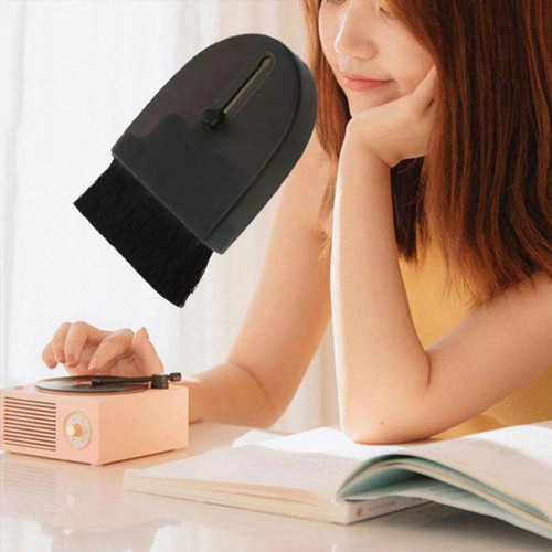 Anti-Static Vinyl Record Cleaning Brush – Black