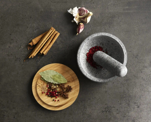Dash™ Pestle & Mortar w/Bamboo Lid