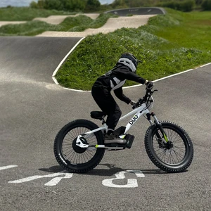 DUO Podium PRO 20" - Electric Balance Bike | 7+ years old