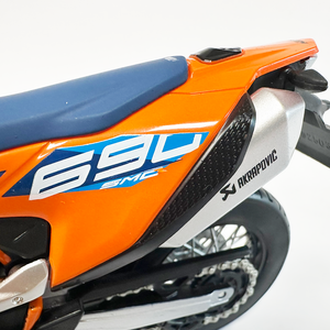 1:12 MOTORBIKE 2023 KTM 690 SMCR SUPERMOTO
