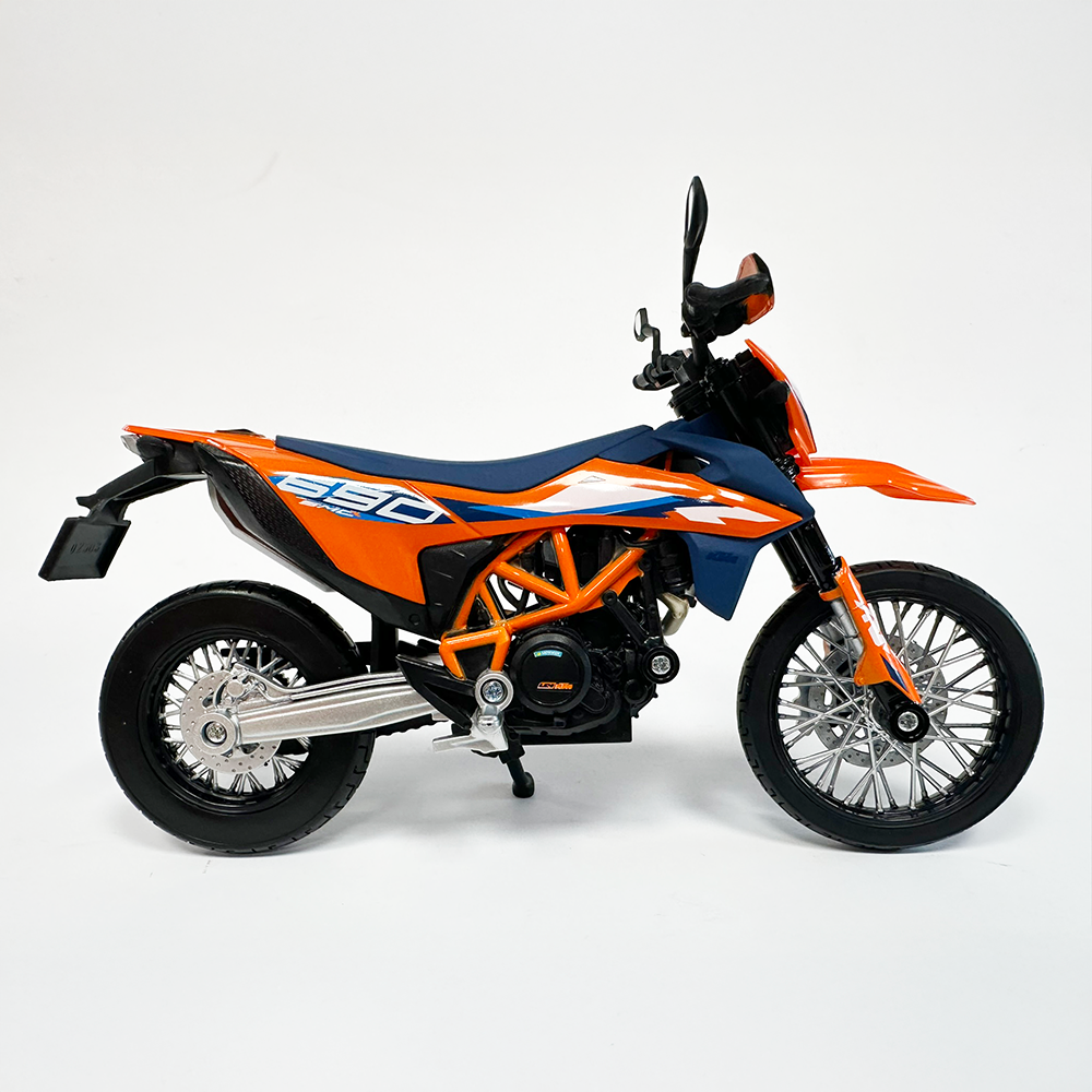 1:12 MOTORBIKE 2023 KTM 690 SMCR SUPERMOTO
