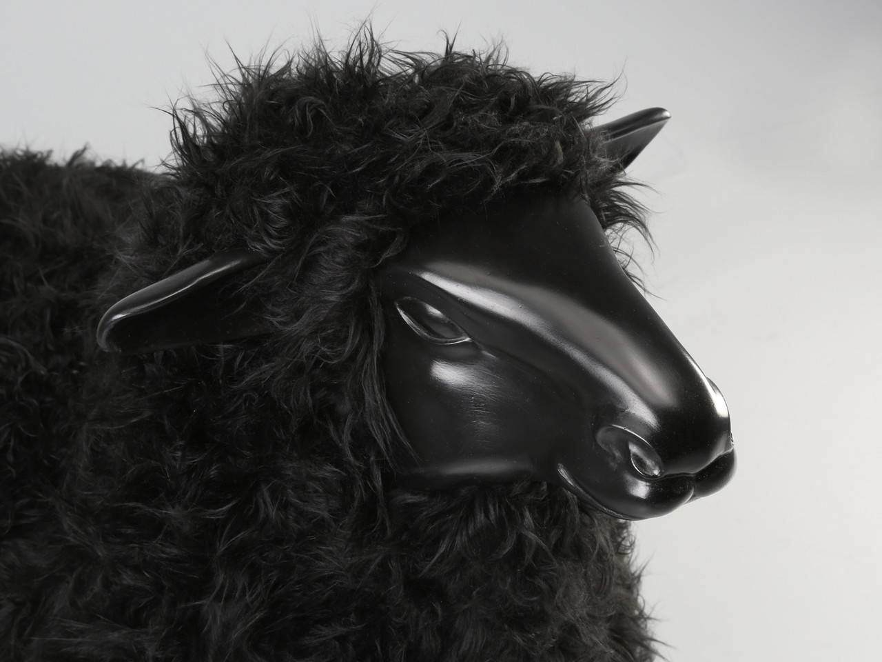 太郎　sub d2.0 black sheep Old Plank Black Sheep in Resin | Old Plank