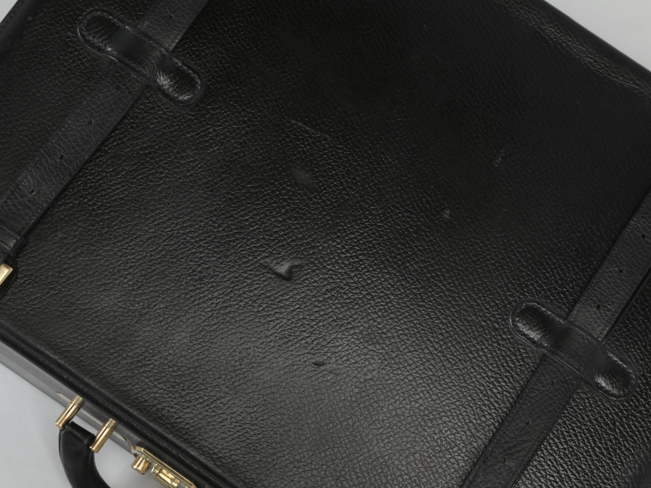 Hermès Rare Vintage Black Leather Briefcase Expandable with Straps,  Original Key