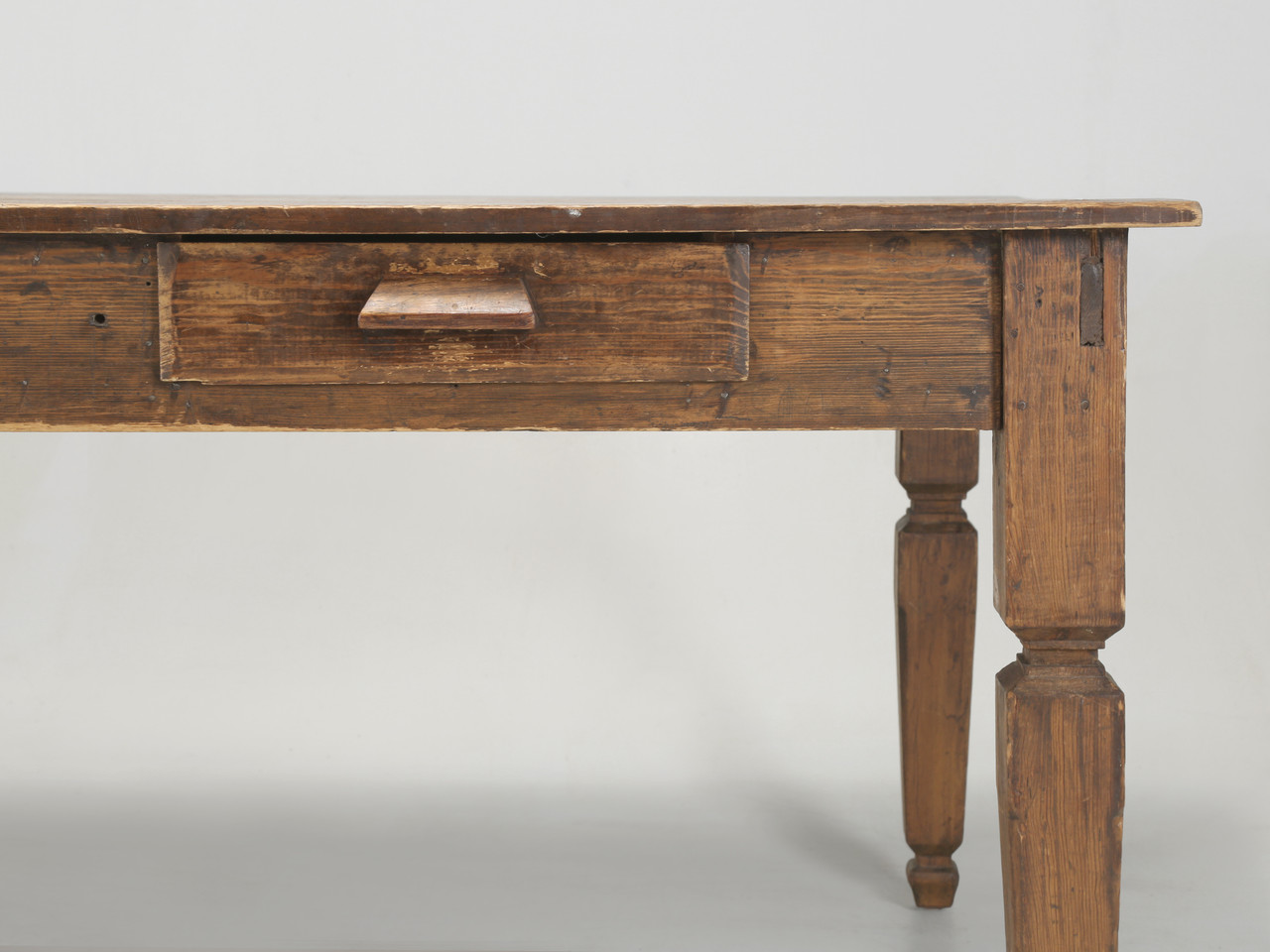 American Pine Farm Table - Thumbnail 4
