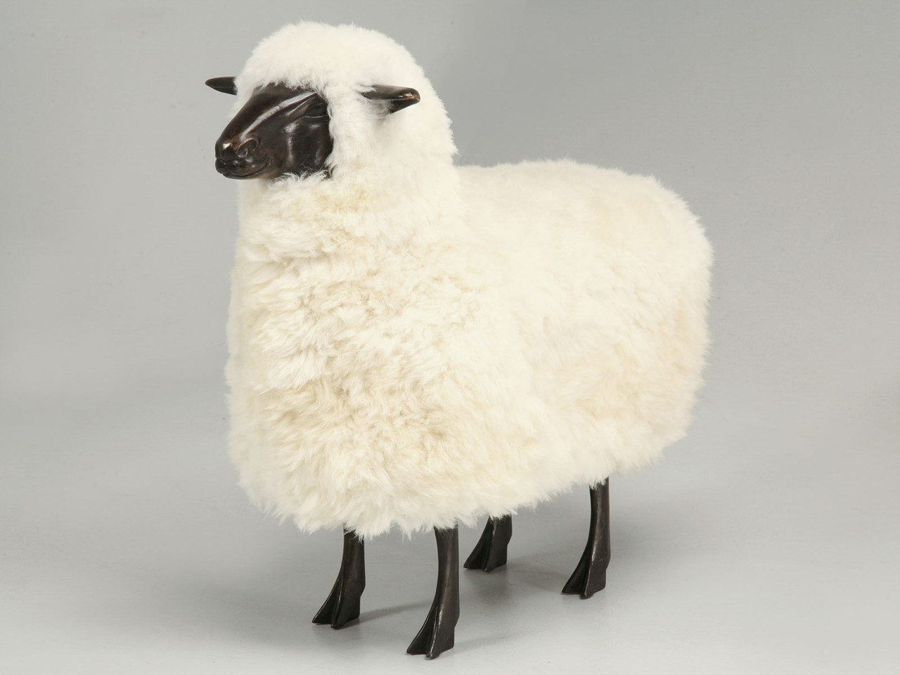 Old Plank Sculpture Sheep: Dark Solid Bronzed Real Fur