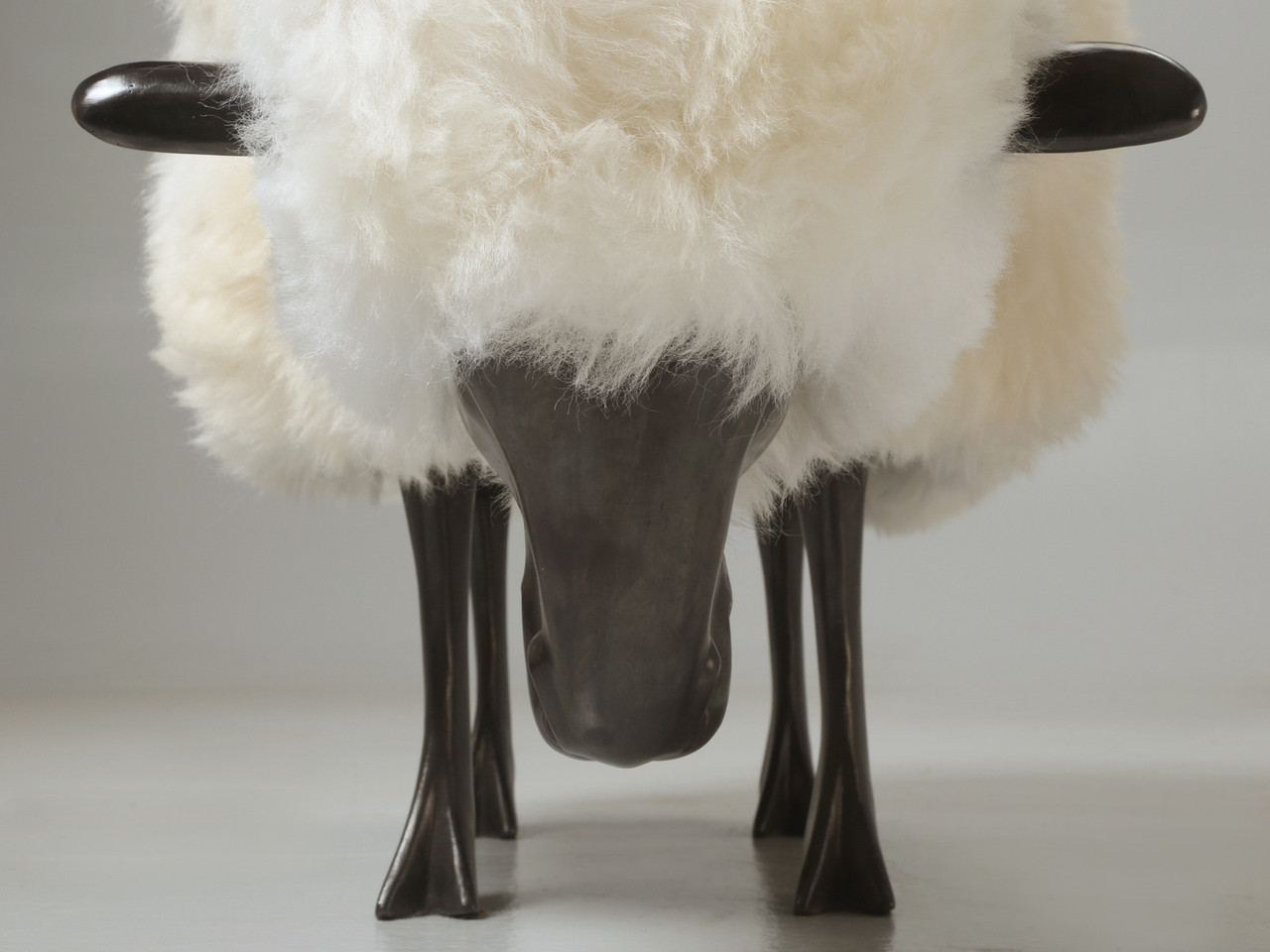 Grazing Sheep in Solid Bronze | Old Plank