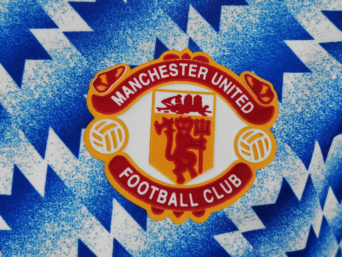 Manchester United 90/92 Men's Away Retro Long Sleeve Shirt