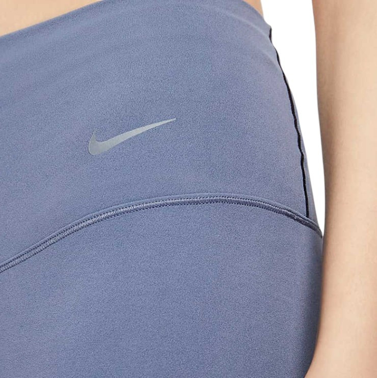 Nike Women's Blue Skyflow Training Leggings