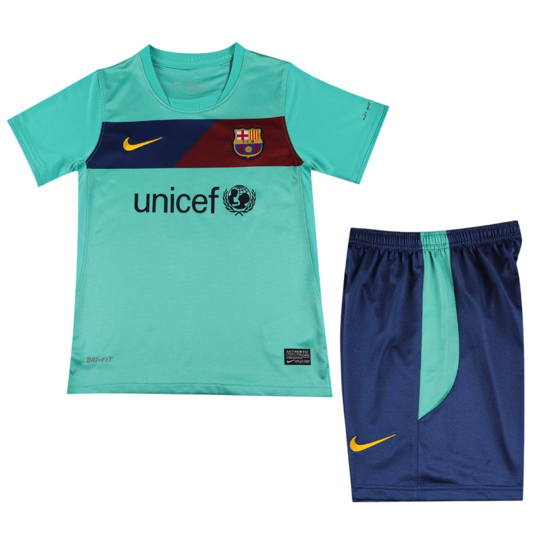 Barcelona 10/11 Kid's Away Retro Mini-Kit