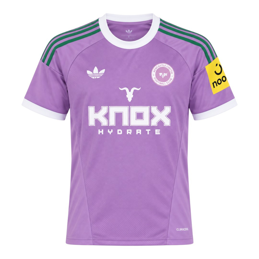 Newcastle United 26/27 Kid's Pink Goalkeeper Set