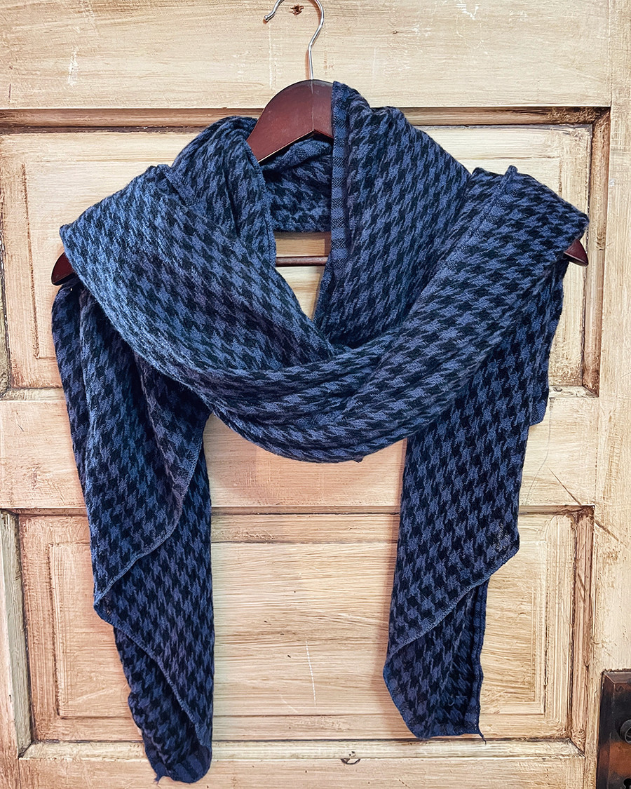 Tickled Pink Houndstooth Knit Winter Scarf -  Blue