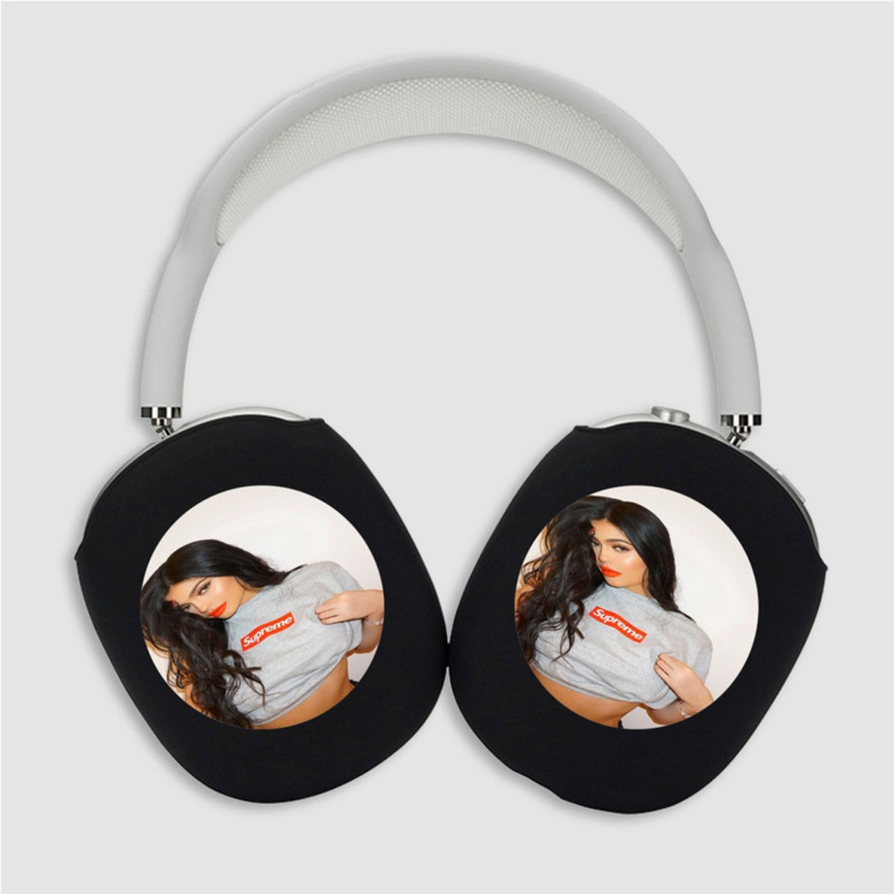 Pastele Kylie Jenner Art Custom AirPods Max Case Cover