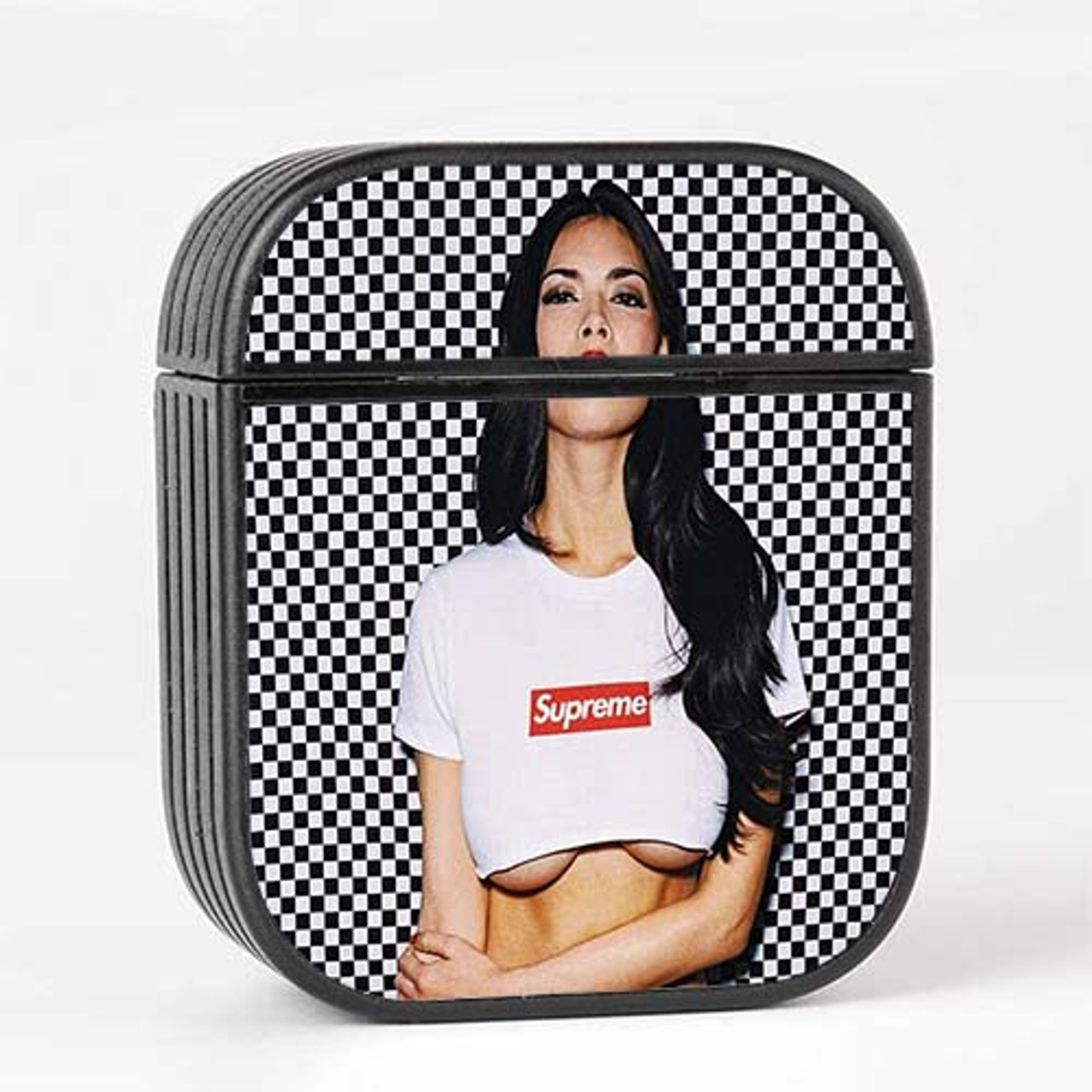 Airpods pro hot sale case supreme