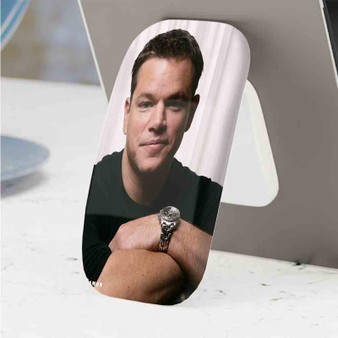 Pastele Best Matt Damon Phone Click-On Grip Custom Pop Up Stand Holder Apple iPhone Samsung