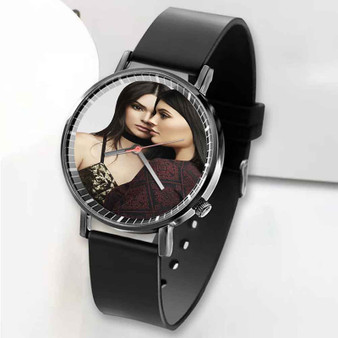 Pastele New Kendall and Kylie Jenner Custom Unisex Black Quartz Watch Premium Gift Box Watches