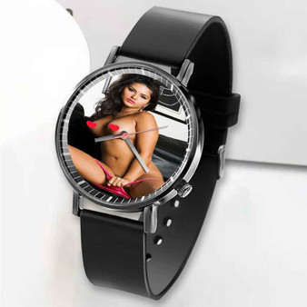 Pastele New Sunny Leone Custom Unisex Black Quartz Watch Premium Gift Box Watches